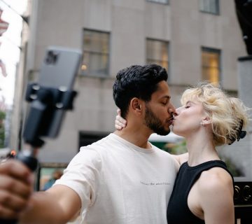 Latina Amor - 6 Simple Questions to Learn About a Date Personal Relation